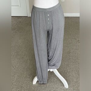 NWT Chaser Light Gray Casual Pants Size Medium